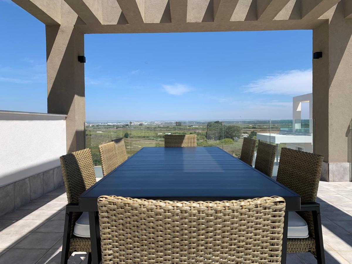 Penthouse With Wide Terrace Next To The Ocean Lejlighed Huelva Eksteriør billede